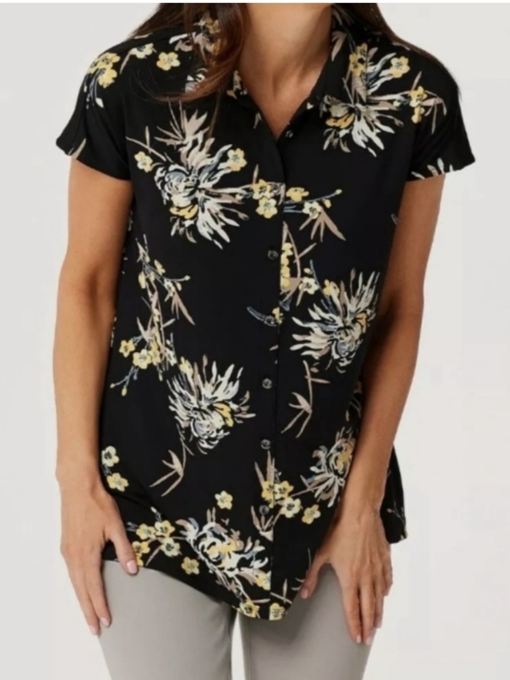 HALSTON Floral 'Jet Set' Button Down Blouse